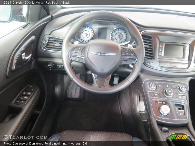 Velvet Red Pearl / Black 2015 Chrysler 200 S