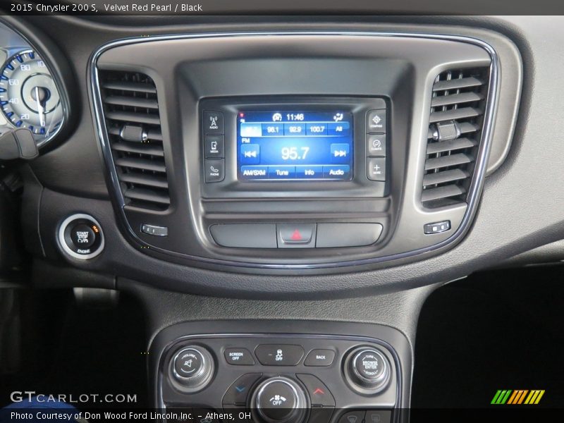Velvet Red Pearl / Black 2015 Chrysler 200 S
