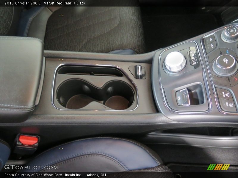 Velvet Red Pearl / Black 2015 Chrysler 200 S