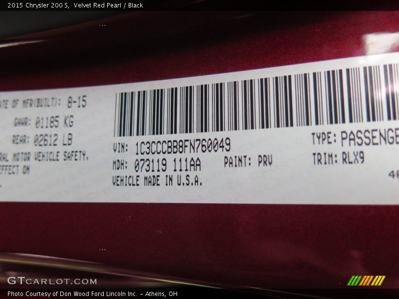 Velvet Red Pearl / Black 2015 Chrysler 200 S