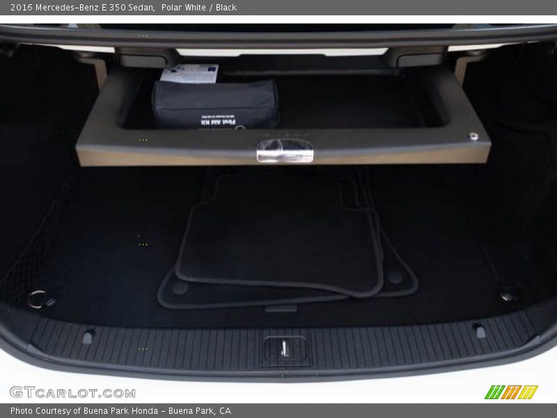 Polar White / Black 2016 Mercedes-Benz E 350 Sedan
