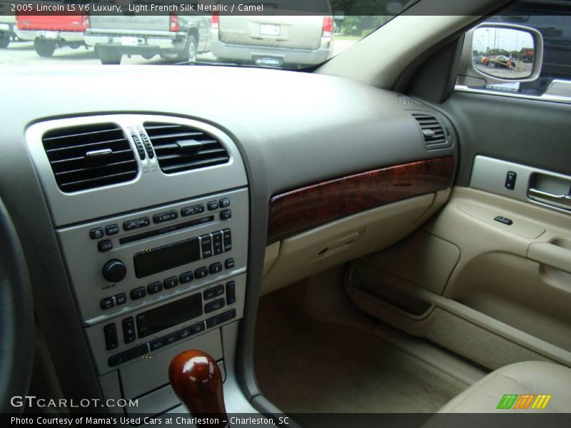 Light French Silk Metallic / Camel 2005 Lincoln LS V6 Luxury