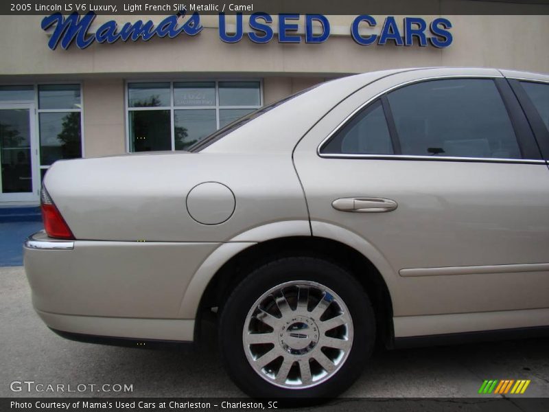 Light French Silk Metallic / Camel 2005 Lincoln LS V6 Luxury