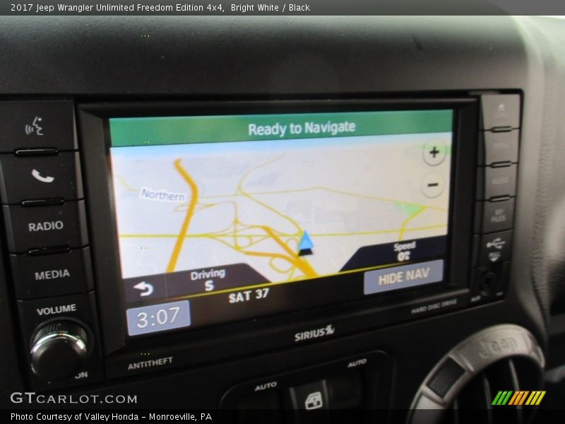 Bright White / Black 2017 Jeep Wrangler Unlimited Freedom Edition 4x4