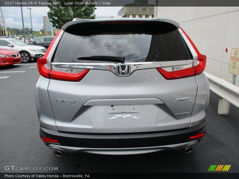 Lunar Silver Metallic / Gray 2017 Honda CR-V Touring AWD