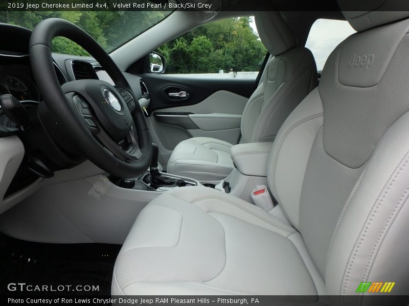 Velvet Red Pearl / Black/Ski Grey 2019 Jeep Cherokee Limited 4x4