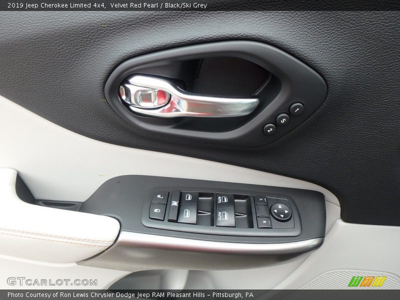 Velvet Red Pearl / Black/Ski Grey 2019 Jeep Cherokee Limited 4x4