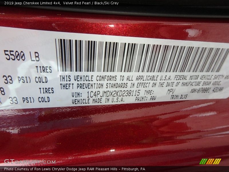 Velvet Red Pearl / Black/Ski Grey 2019 Jeep Cherokee Limited 4x4