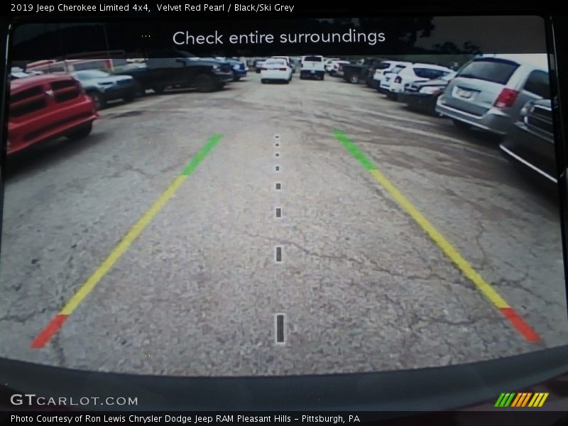 Velvet Red Pearl / Black/Ski Grey 2019 Jeep Cherokee Limited 4x4