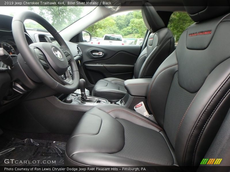 Front Seat of 2019 Cherokee Trailhawk 4x4