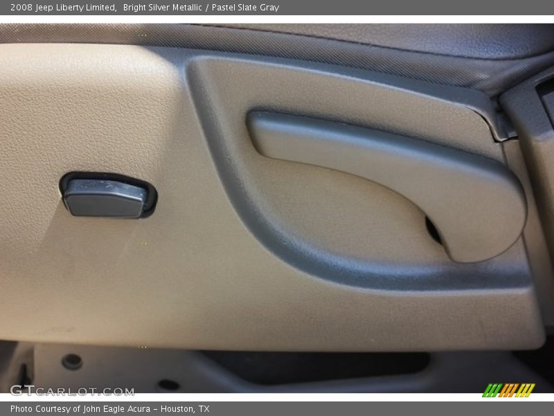 Bright Silver Metallic / Pastel Slate Gray 2008 Jeep Liberty Limited
