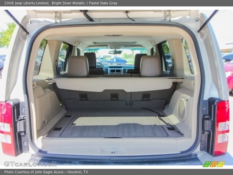 Bright Silver Metallic / Pastel Slate Gray 2008 Jeep Liberty Limited