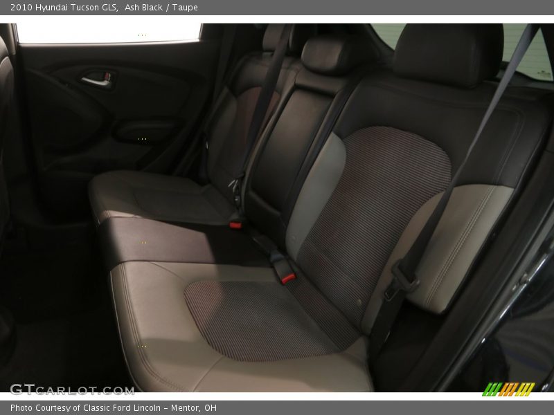 Ash Black / Taupe 2010 Hyundai Tucson GLS