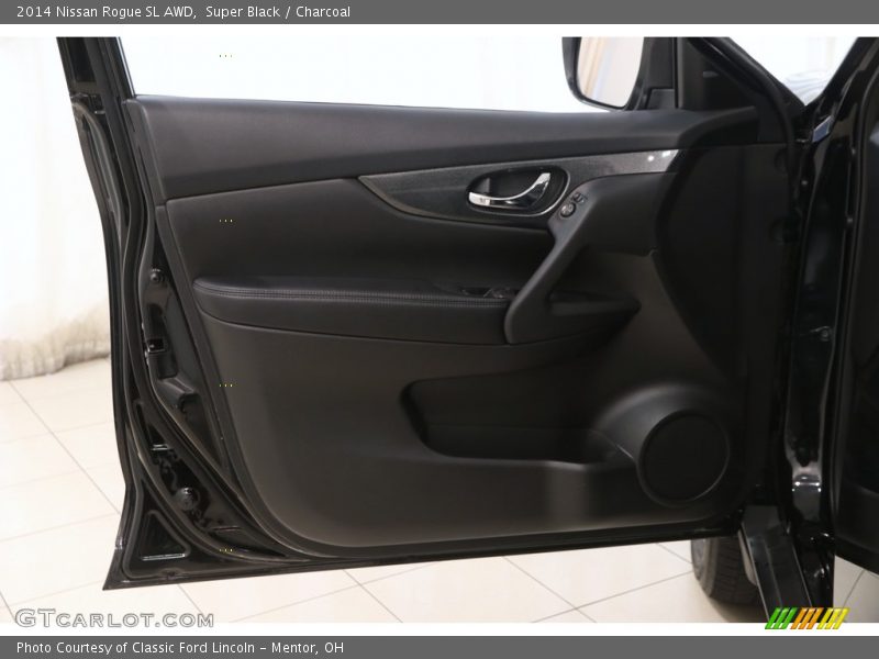 Super Black / Charcoal 2014 Nissan Rogue SL AWD