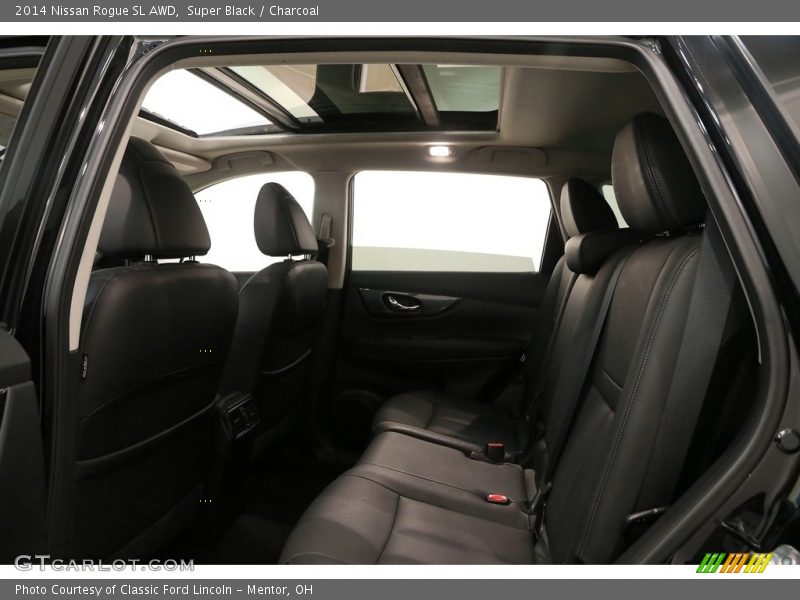 Super Black / Charcoal 2014 Nissan Rogue SL AWD