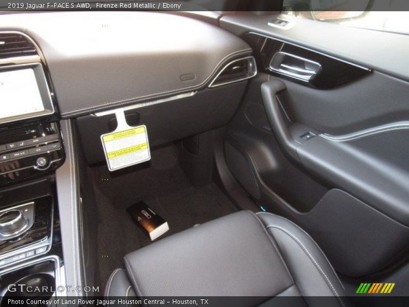 Firenze Red Metallic / Ebony 2019 Jaguar F-PACE S AWD