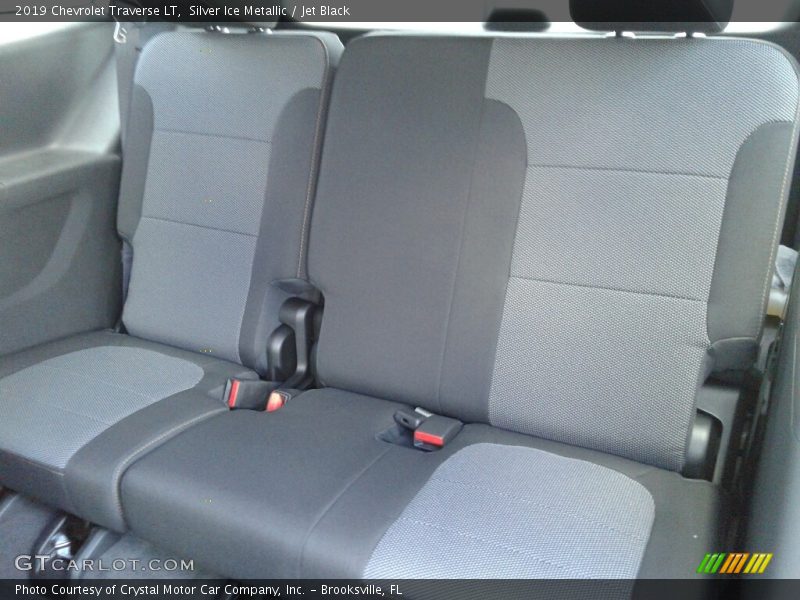 Silver Ice Metallic / Jet Black 2019 Chevrolet Traverse LT