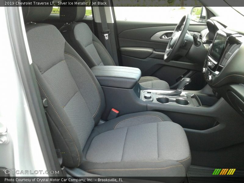 Silver Ice Metallic / Jet Black 2019 Chevrolet Traverse LT