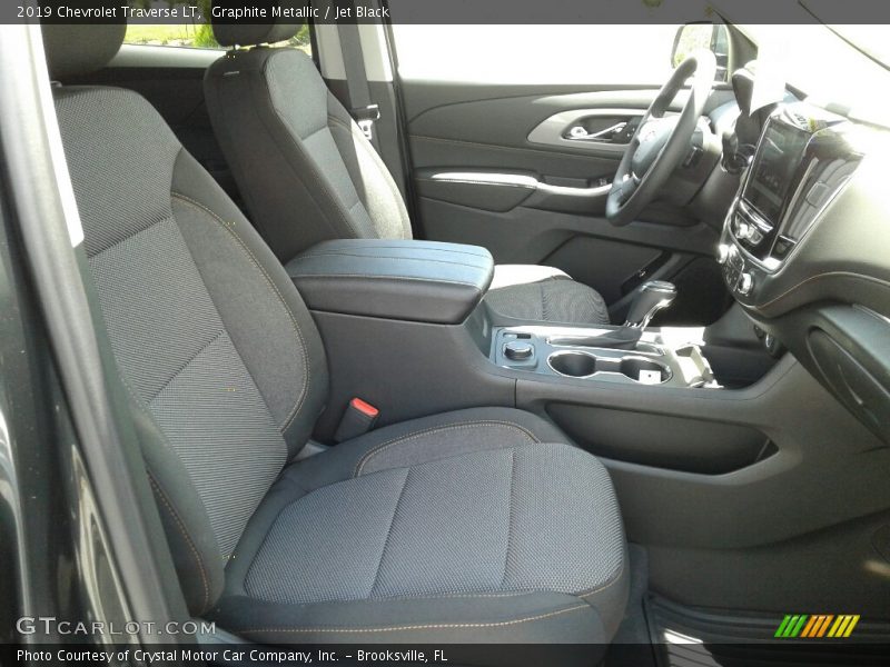 Graphite Metallic / Jet Black 2019 Chevrolet Traverse LT