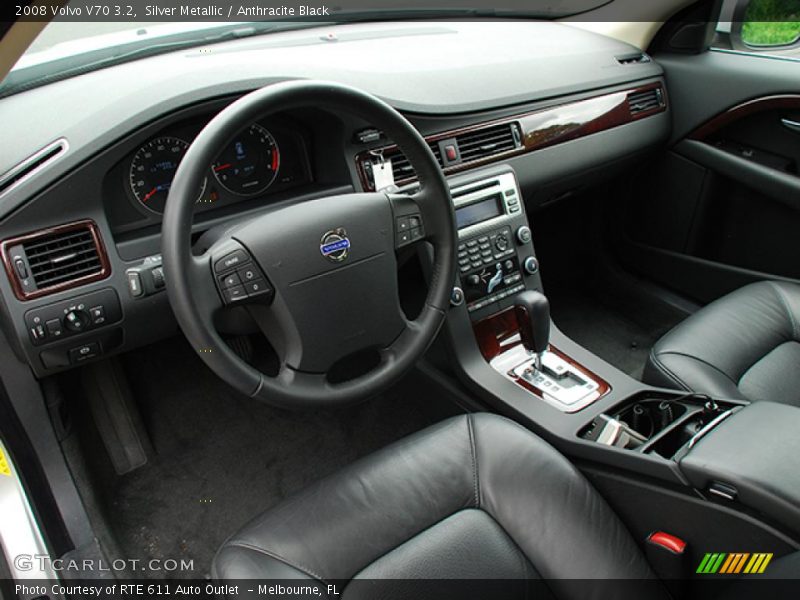 Silver Metallic / Anthracite Black 2008 Volvo V70 3.2