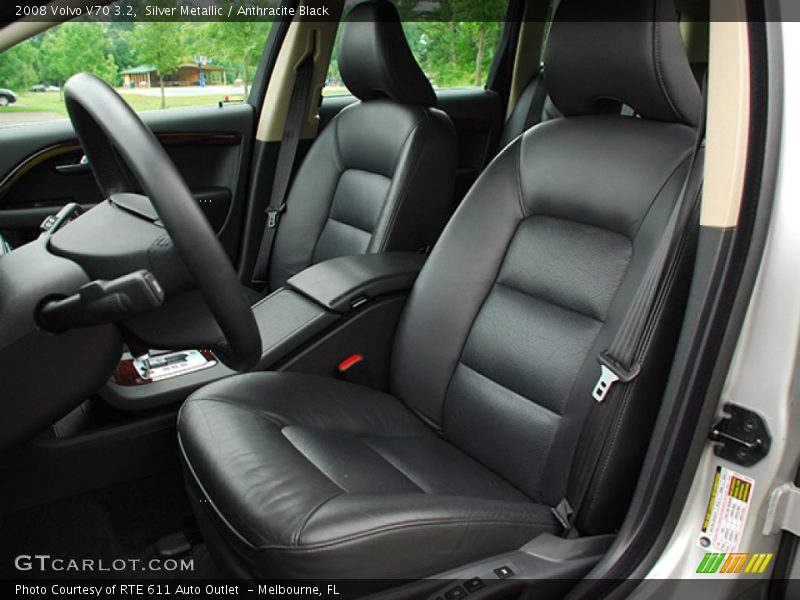 Silver Metallic / Anthracite Black 2008 Volvo V70 3.2
