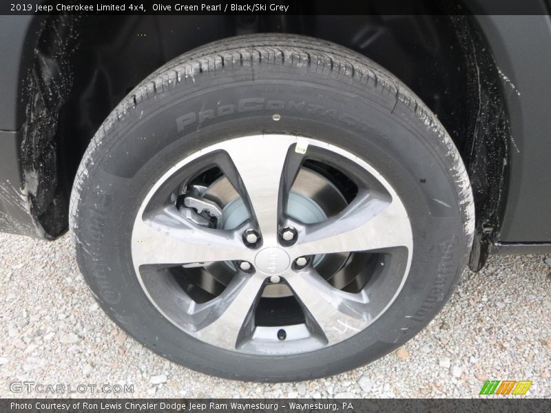 Olive Green Pearl / Black/Ski Grey 2019 Jeep Cherokee Limited 4x4