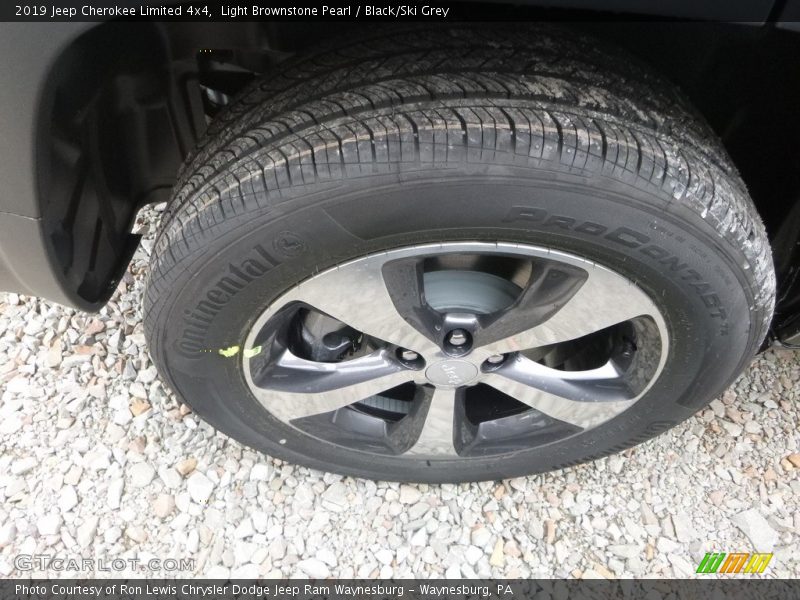 Light Brownstone Pearl / Black/Ski Grey 2019 Jeep Cherokee Limited 4x4