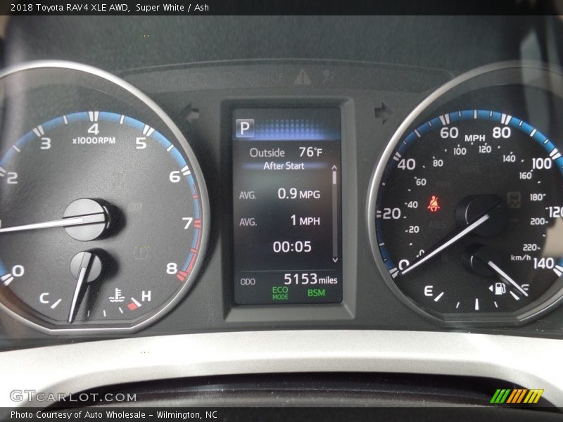 Super White / Ash 2018 Toyota RAV4 XLE AWD
