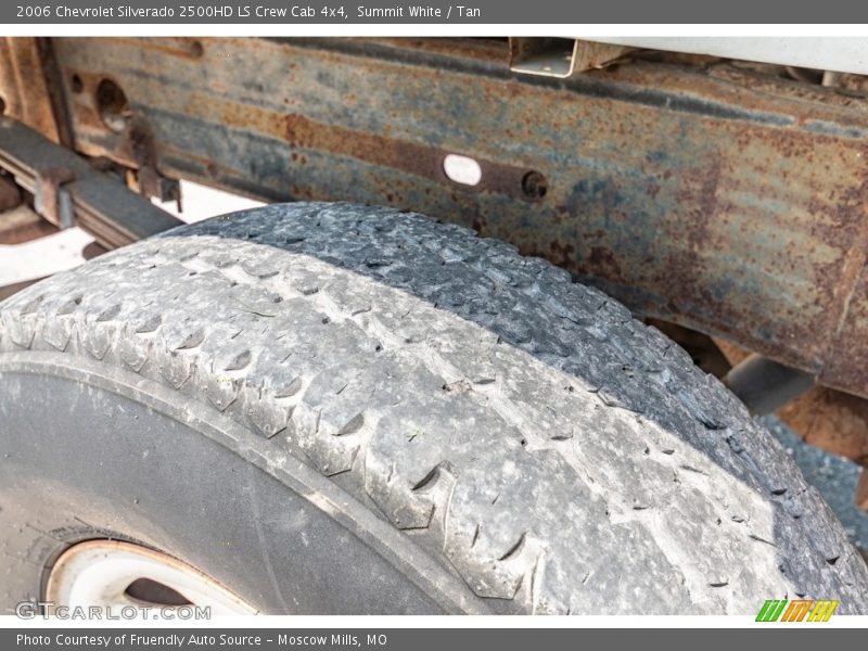 Summit White / Tan 2006 Chevrolet Silverado 2500HD LS Crew Cab 4x4
