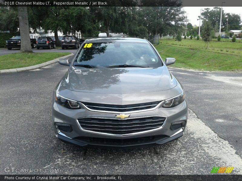 Pepperdust Metallic / Jet Black 2018 Chevrolet Malibu LT