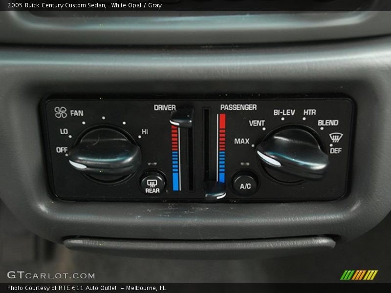 White Opal / Gray 2005 Buick Century Custom Sedan
