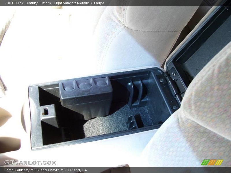 Light Sandrift Metallic / Taupe 2001 Buick Century Custom