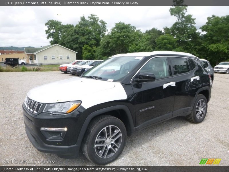 Diamond Black Crystal Pearl / Black/Ski Gray 2018 Jeep Compass Latitude 4x4