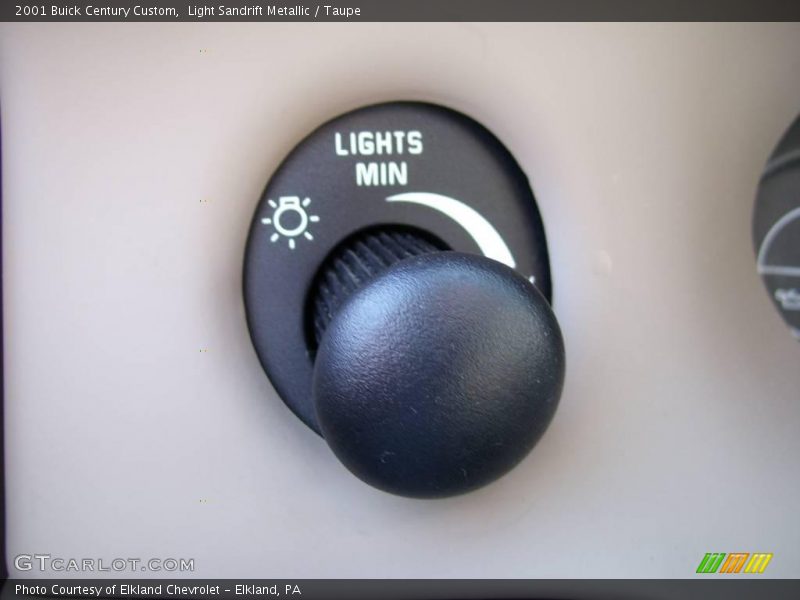 Light Sandrift Metallic / Taupe 2001 Buick Century Custom