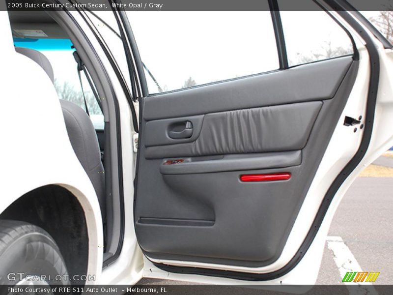 White Opal / Gray 2005 Buick Century Custom Sedan