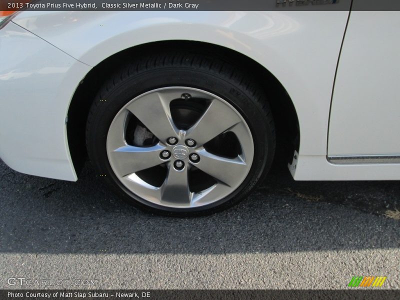 Classic Silver Metallic / Dark Gray 2013 Toyota Prius Five Hybrid