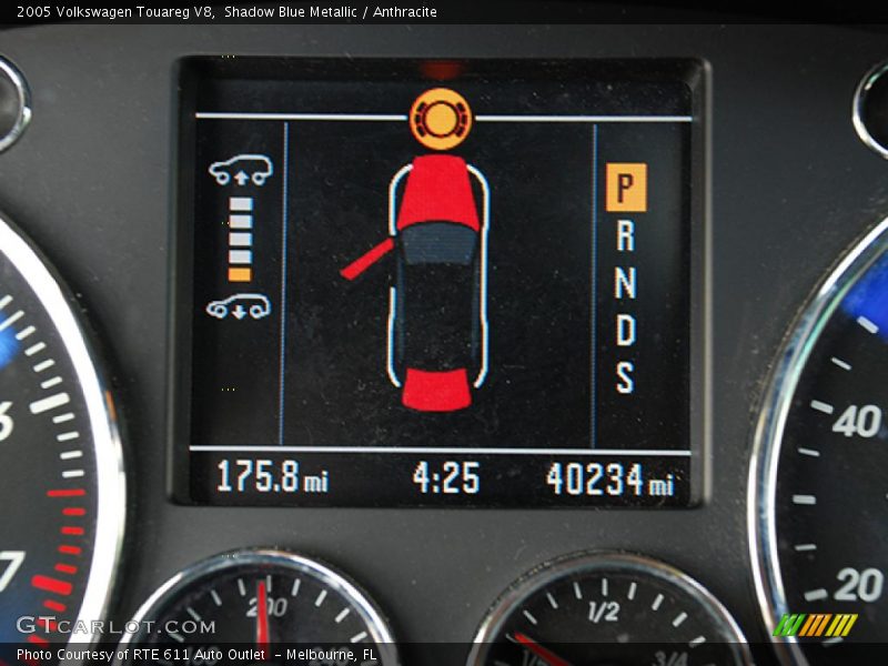 Shadow Blue Metallic / Anthracite 2005 Volkswagen Touareg V8