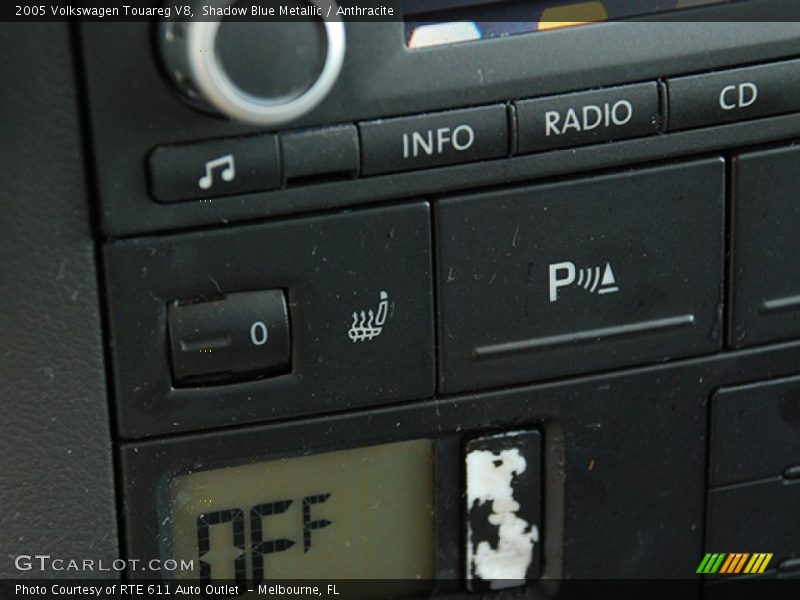 Shadow Blue Metallic / Anthracite 2005 Volkswagen Touareg V8