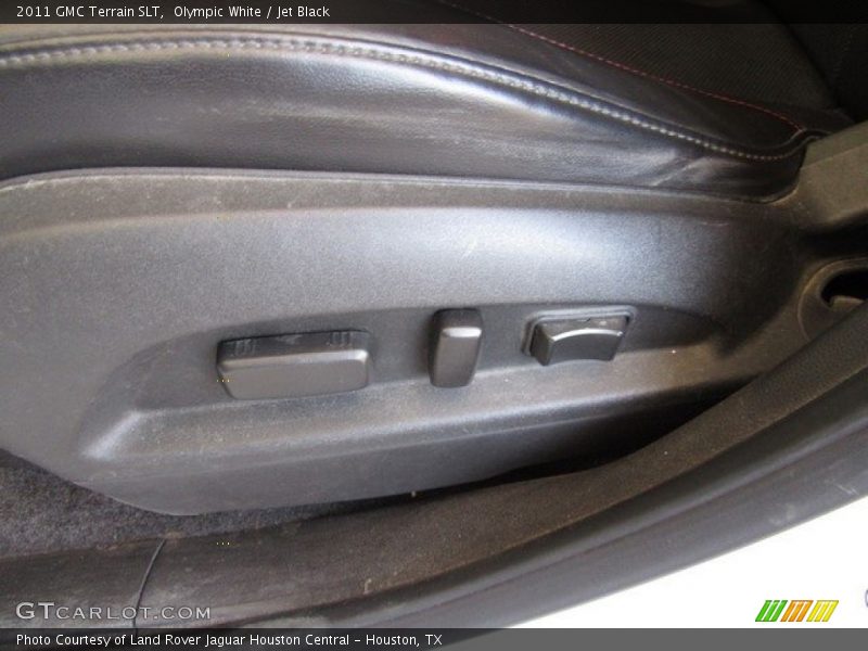 Olympic White / Jet Black 2011 GMC Terrain SLT