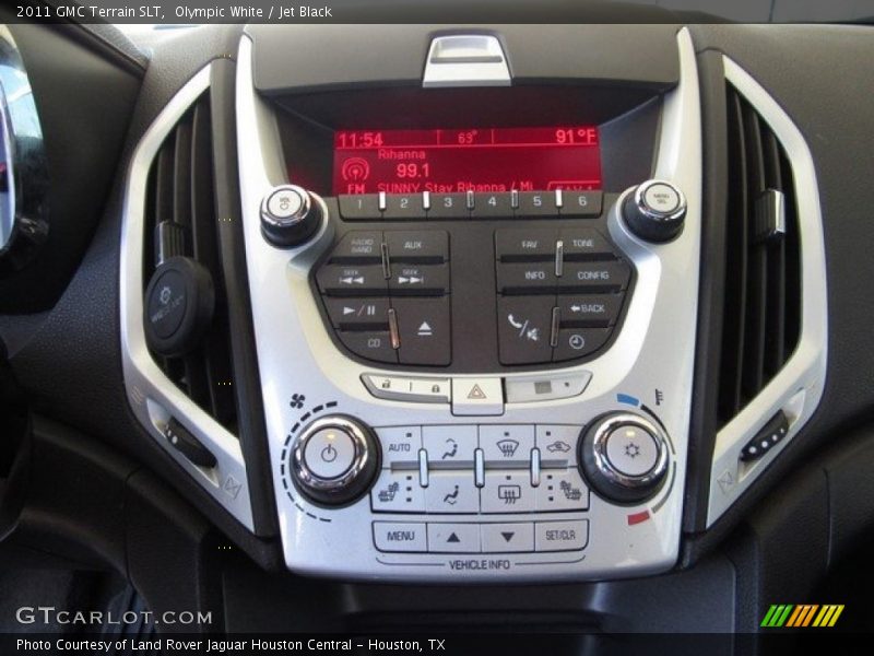 Olympic White / Jet Black 2011 GMC Terrain SLT