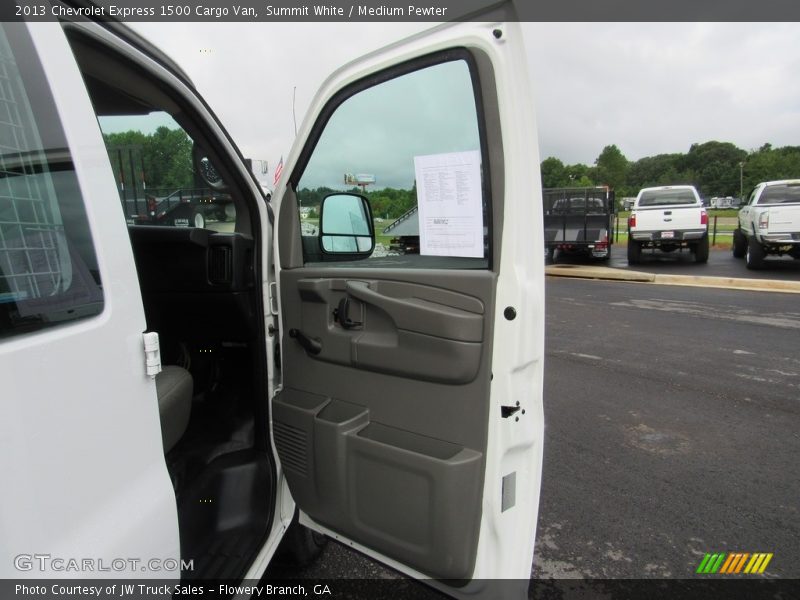 Summit White / Medium Pewter 2013 Chevrolet Express 1500 Cargo Van