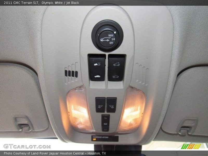 Olympic White / Jet Black 2011 GMC Terrain SLT