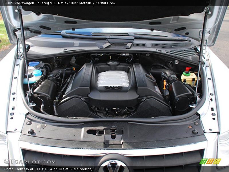 Reflex Silver Metallic / Kristal Grey 2005 Volkswagen Touareg V8