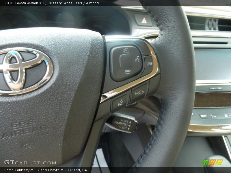 Blizzard White Pearl / Almond 2018 Toyota Avalon XLE