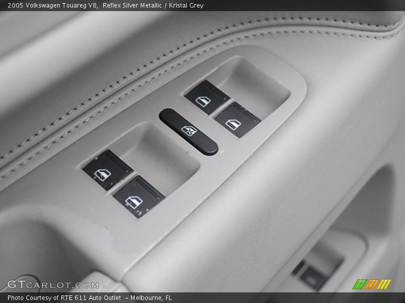 Reflex Silver Metallic / Kristal Grey 2005 Volkswagen Touareg V8