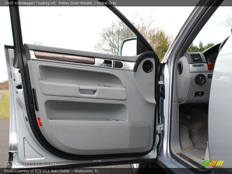 Reflex Silver Metallic / Kristal Grey 2005 Volkswagen Touareg V8