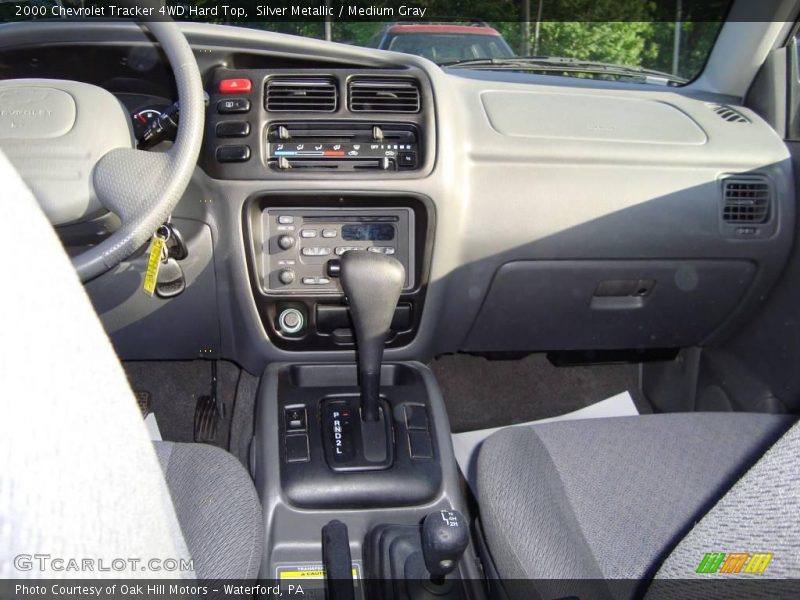 Silver Metallic / Medium Gray 2000 Chevrolet Tracker 4WD Hard Top