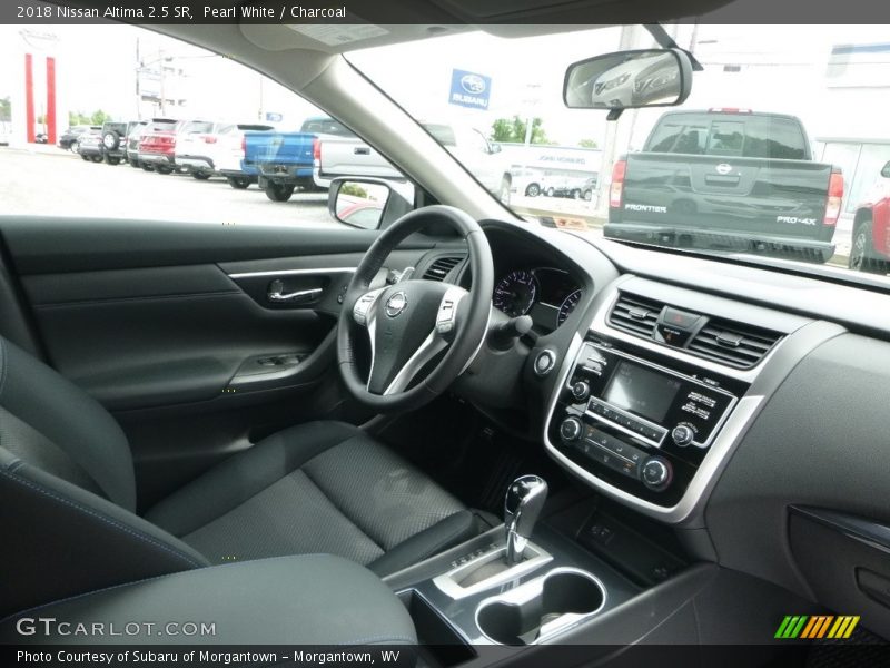 Pearl White / Charcoal 2018 Nissan Altima 2.5 SR