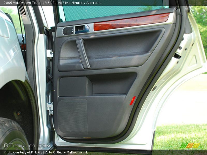 Reflex Silver Metallic / Anthracite 2006 Volkswagen Touareg V6