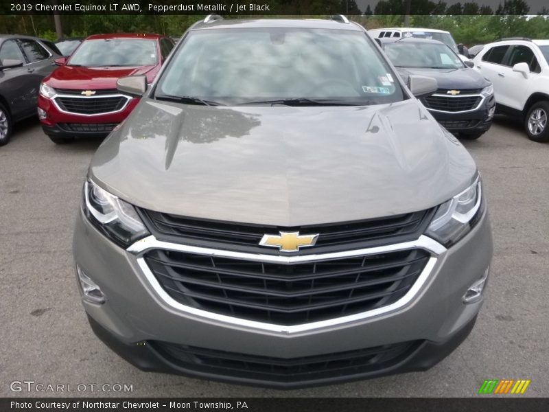 Pepperdust Metallic / Jet Black 2019 Chevrolet Equinox LT AWD